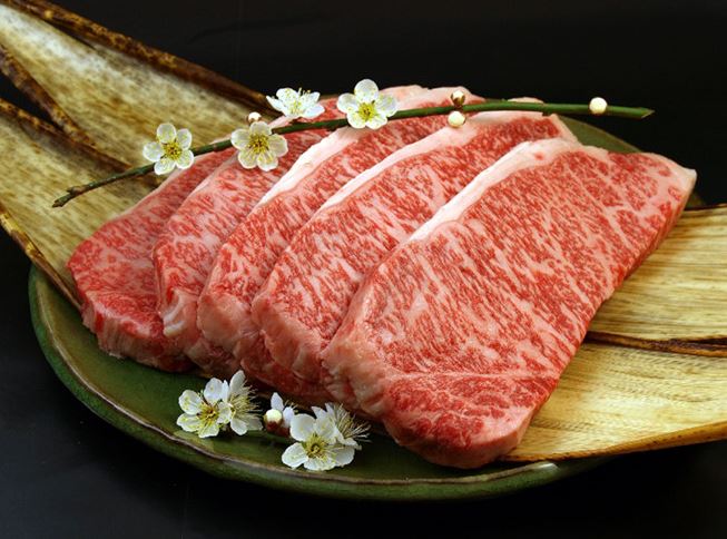 Thịt bò Wagyu A5 là gì? Thịt bò Wagyu A5 là gì